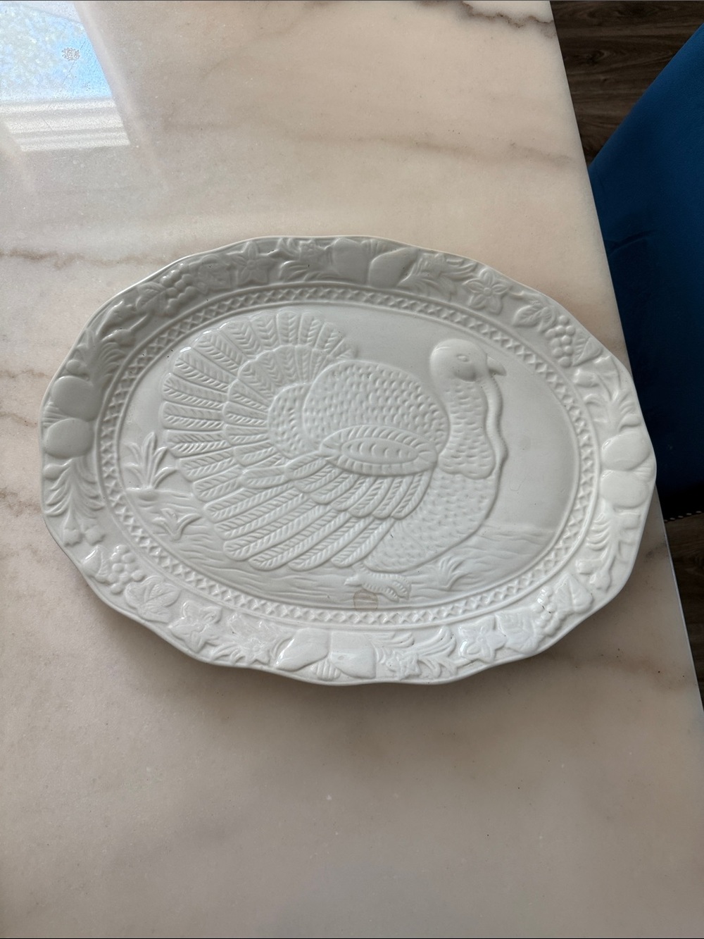 Oggi White Turkey Embossed Ceramic Serving Platter